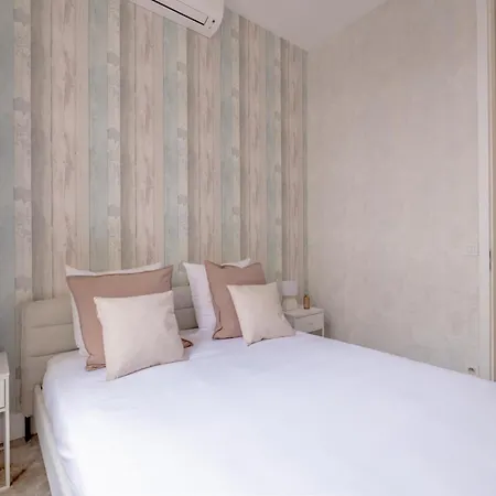 Beautiful Duplex Heart Of Appartamento Parigi