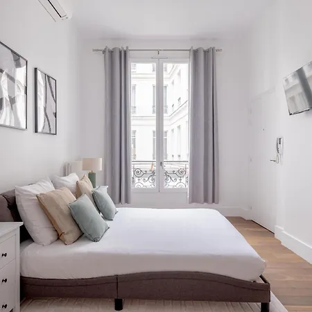 Beautiful Duplex Heart Of Parigi
